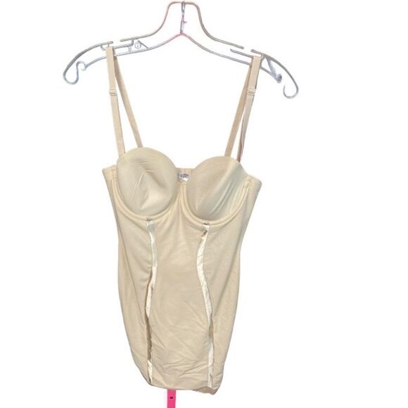 Maidenform Flexees Nude Adjustable Dress Short Stretch Shapewear Sz 36B - Picture 2 of 9